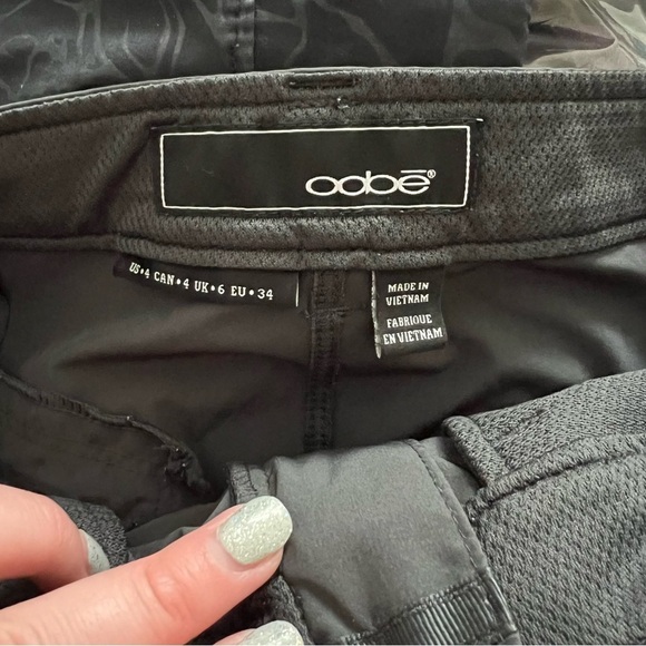 Women’s Oobe dark gray Bermuda shorts size 4 - Picture 6 of 7